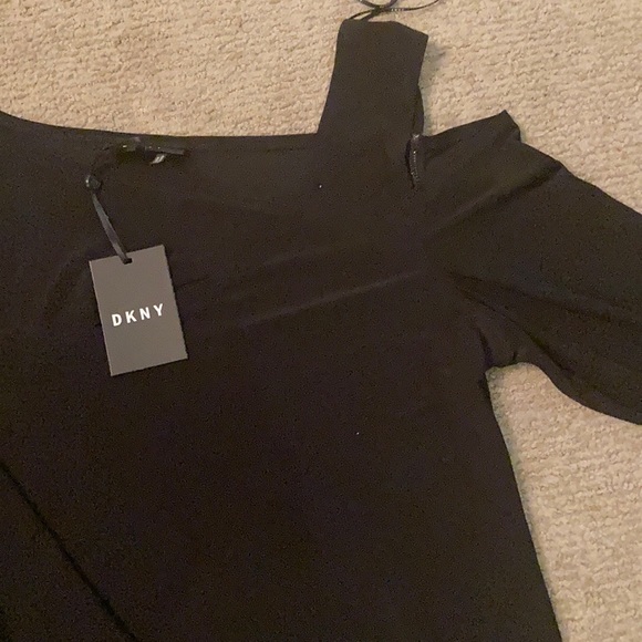 DKMNY Woman’s dress shirt - Picture 2 of 4